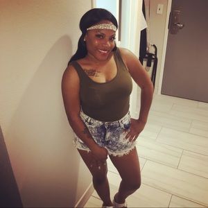 Meet your Posher, Veronica